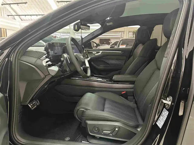 Audi A6L — Фото автомобиля 11