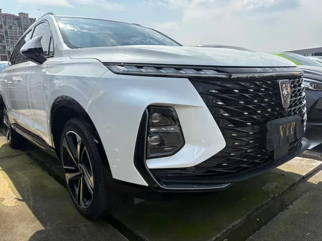 Roewe RX5 Max — Фото автомобиля 3