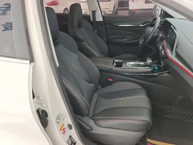 Changan Oushang X5 — Фото автомобиля 24