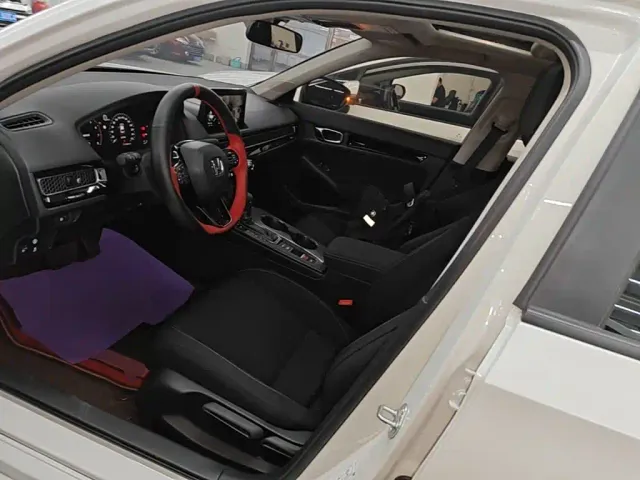 Honda Civic — Фото автомобиля 14
