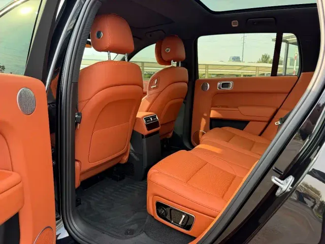 Li Auto L7 — Фото автомобиля 12