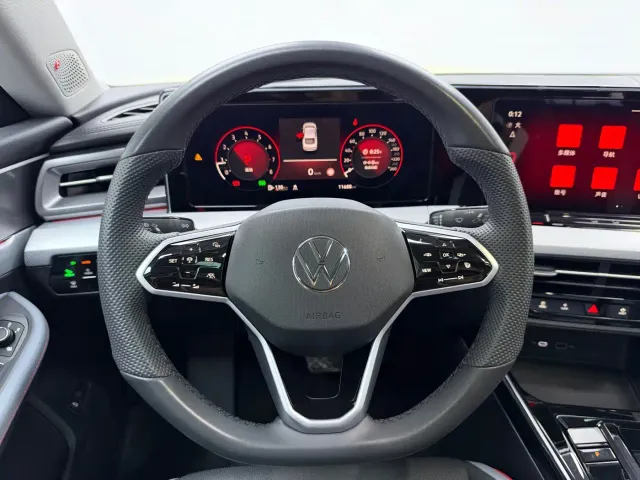 Volkswagen Lamando — Фото автомобиля 9