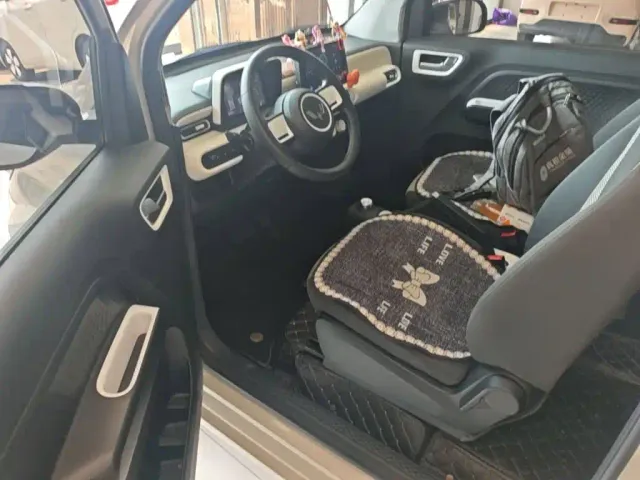 Wuling Hongguang Mini EV — Фото автомобиля 15