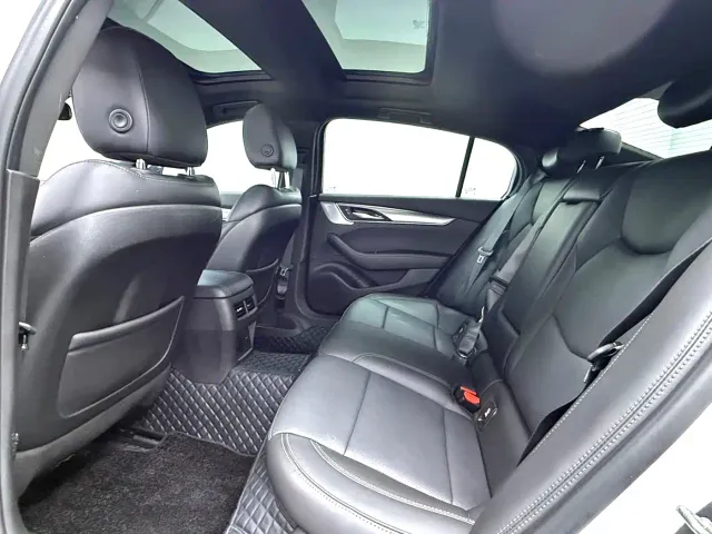Cadillac CT5 — Фото автомобиля 6