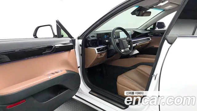 Hyundai Grandeur GN7 — Фото автомобиля 10