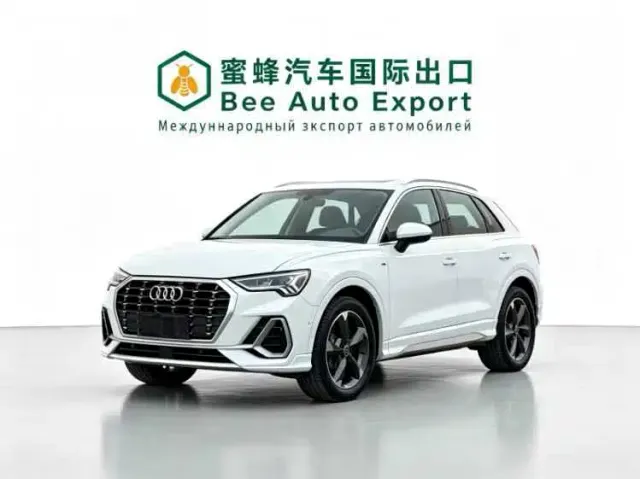 Фотография автомобиля — Audi Q3