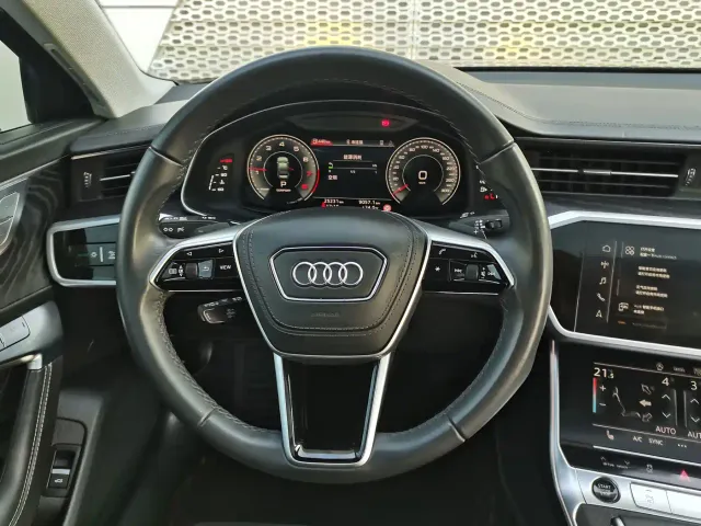 Audi A6L — Фото автомобиля 15