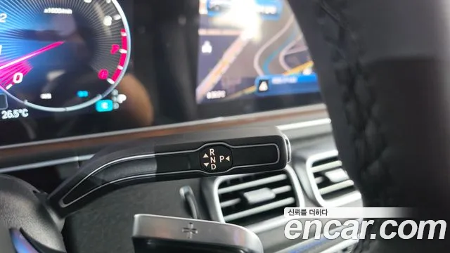 Mercedes-Benz GLE-Class — Фото автомобиля 22