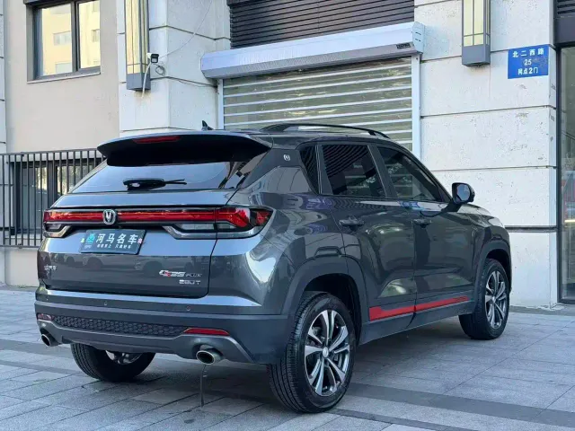 Changan CS35 Plus — Фото автомобиля 4