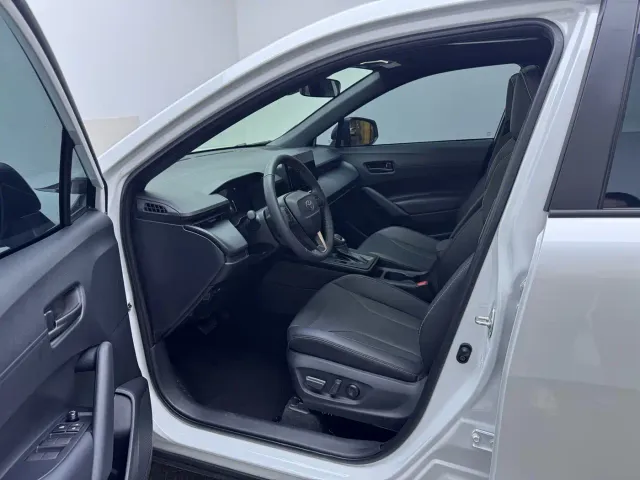 Toyota Corolla Cross — Фото автомобиля 6