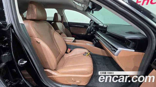 Hyundai Grandeur GN7 — Фото автомобиля 15