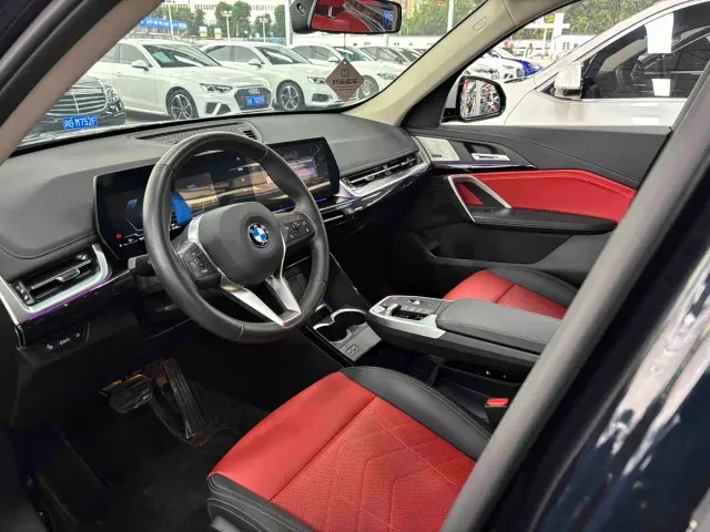 BMW X1 — Фото автомобиля 7