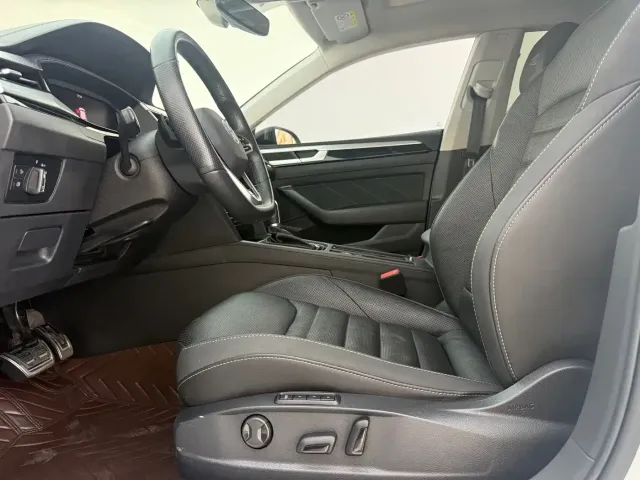 Volkswagen CC — Фото автомобиля 4