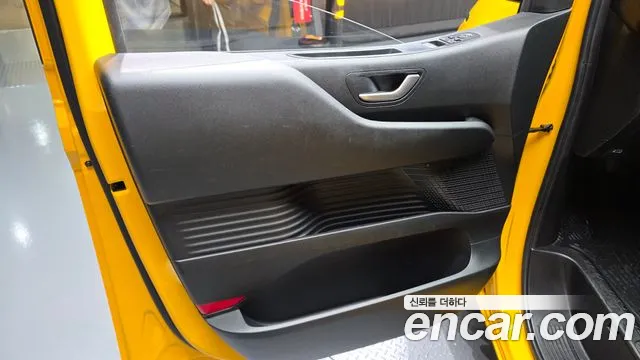 Hyundai Staria — Фото автомобиля 13