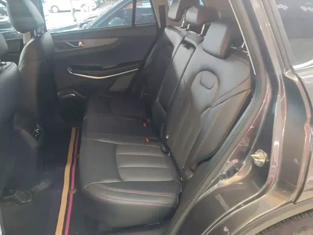 Changan CS75 — Фото автомобиля 16
