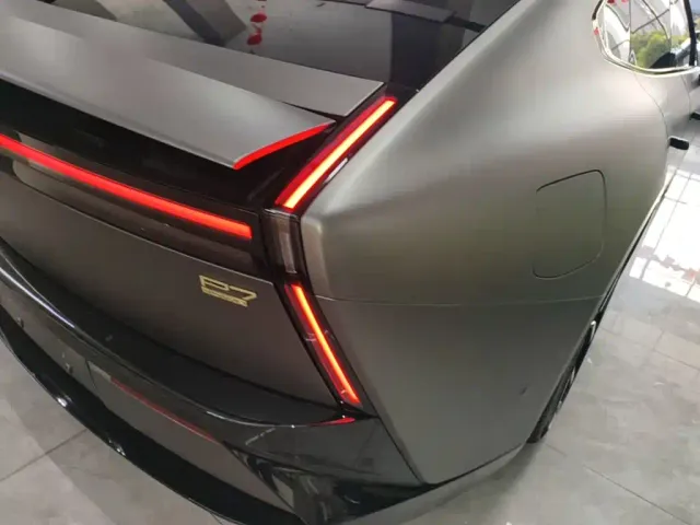 Xpeng P7 — Фото автомобиля 7