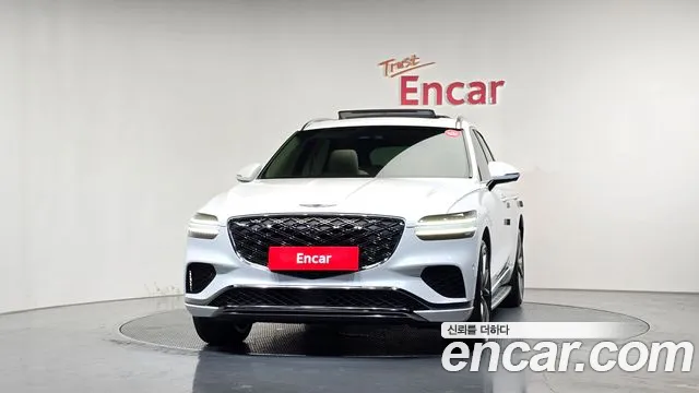 Genesis GV70 — Фото автомобиля 3