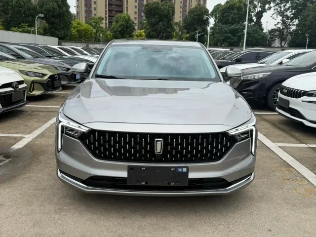 Bestune B70 — Фото автомобиля 2