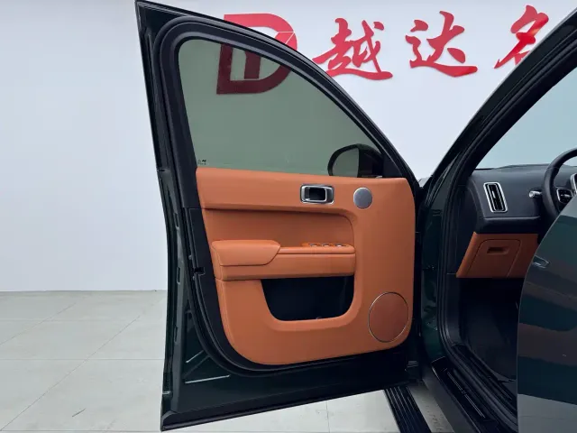Li Auto L7 — Фото автомобиля 6