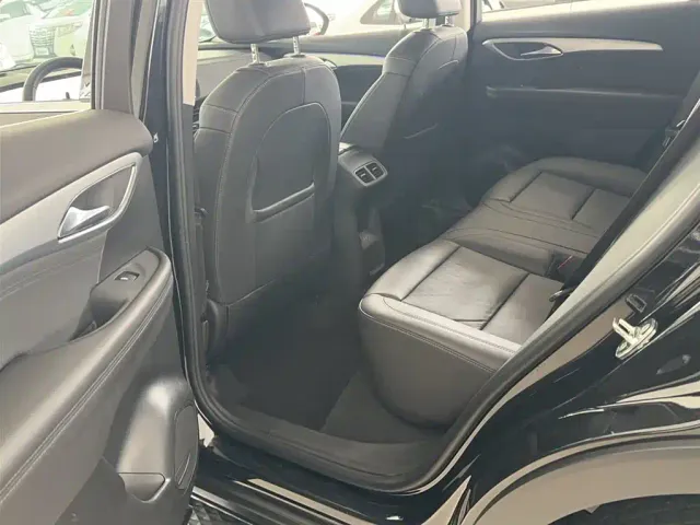 Buick Envision Plus — Фото автомобиля 17