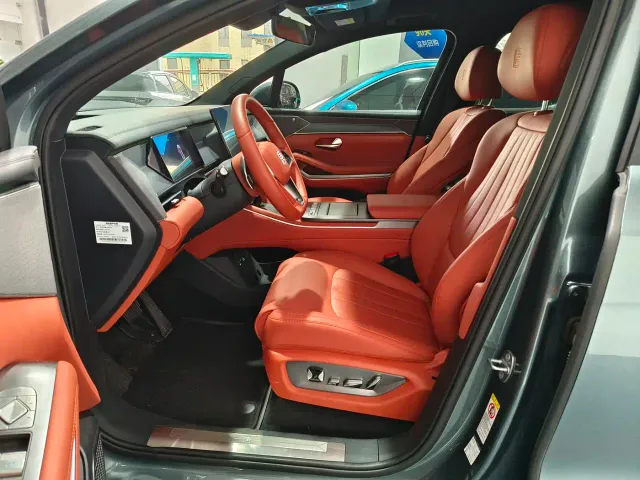 BYD Tang L — Фото автомобиля 8