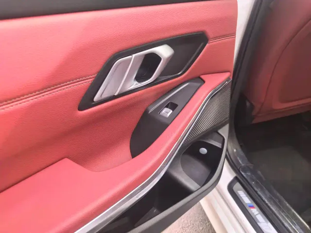 BMW 3 Series — Фото автомобиля 14