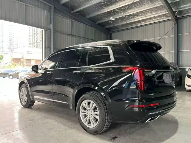 Cadillac XT6 — Фото автомобиля 4