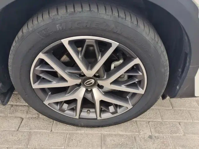 GAC Trumpchi GS8 — Фото автомобиля 6