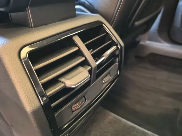 Audi Q3 — Фото автомобиля 13
