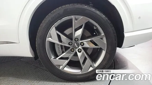 Genesis GV70 Electrified GV70 — Фото автомобиля 21