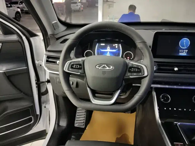 Chery Tiggo 8 — Фото автомобиля 10