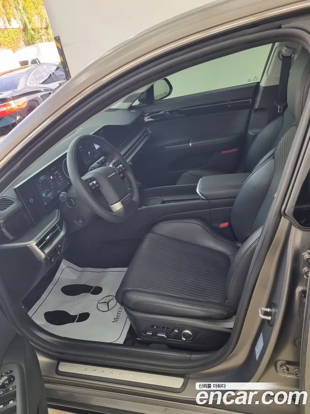 Hyundai Grandeur GN7 — Фото автомобиля 5