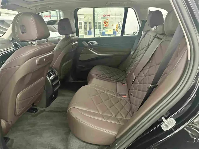 BMW X5 — Фото автомобиля 12