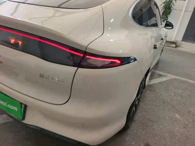 IM Motors LS6 — Фото автомобиля 7