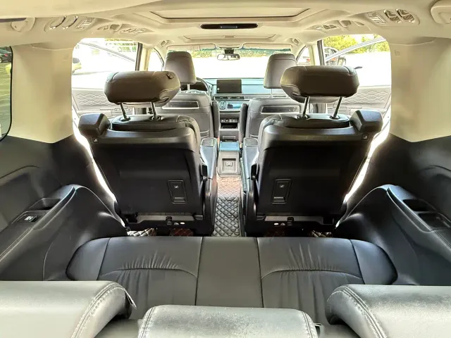Honda Elysion — Фото автомобиля 13