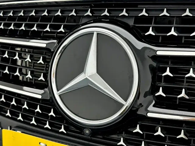 Mercedes-Benz V-Class — Фото автомобиля 26