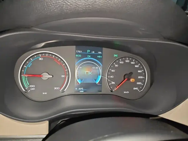 BYD Song MAX — Фото автомобиля 3