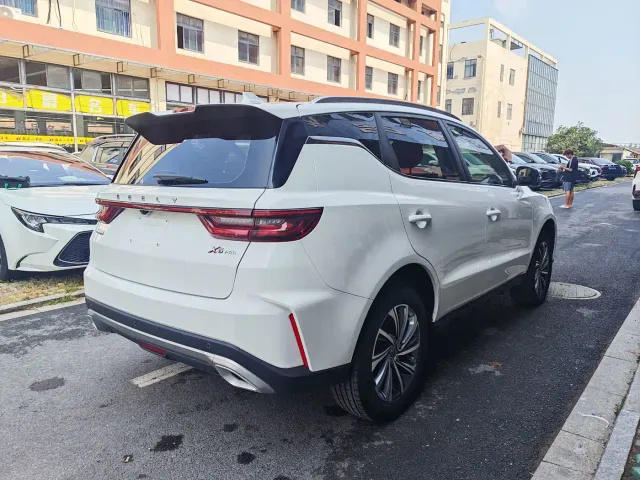 Geely Vision X6 — Фото автомобиля 5