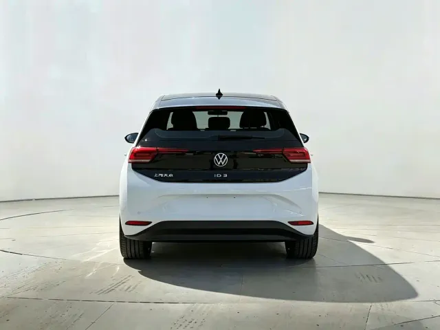 Volkswagen ID.3 — Фото автомобиля 8