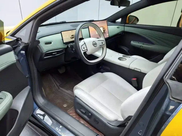 Nissan N7 — Фото автомобиля 8