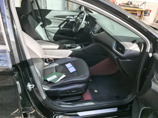 Buick Regal — Фото автомобиля 8