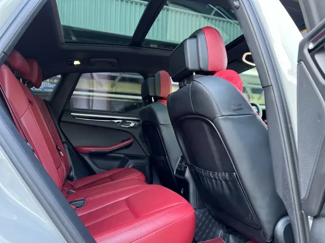 Porsche Macan — Фото автомобиля 19