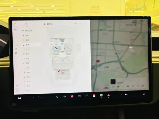 Tesla Model X — Фото автомобиля 20