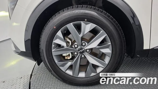 Kia Sportage Sportage 5-е поколение Бензин 1.6 турбо 2WD — Фото автомобиля 4