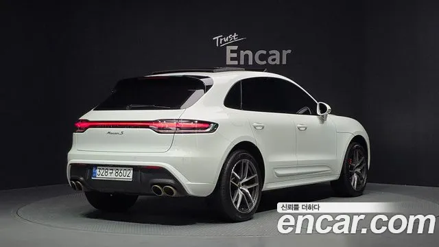 Porsche Macan — Фото автомобиля 2