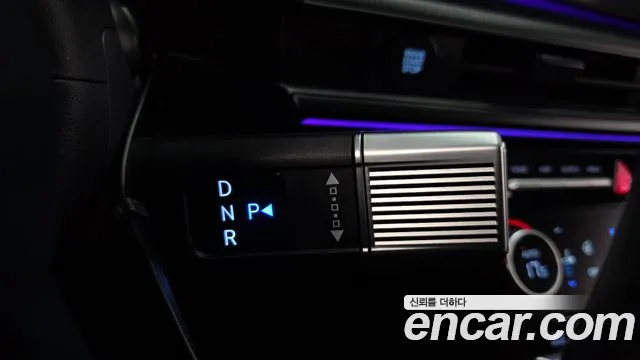 Hyundai Santa Fe MX5 — Фото автомобиля 12