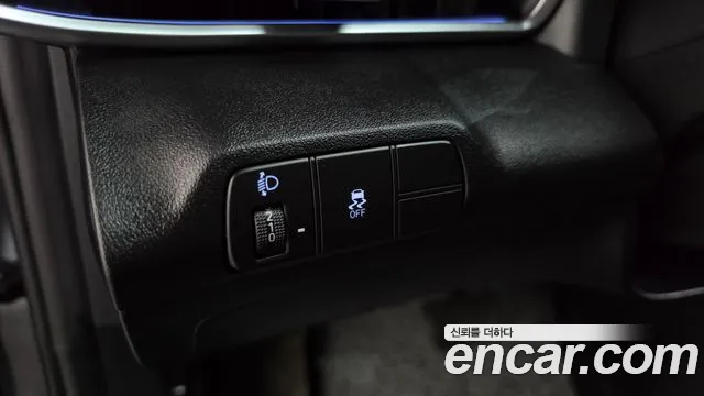 Hyundai Avante — Фото автомобиля 23