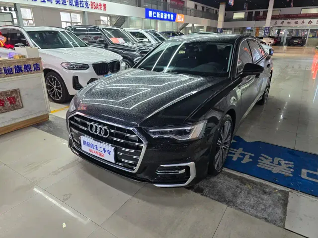 Фотография автомобиля — Audi A6L
