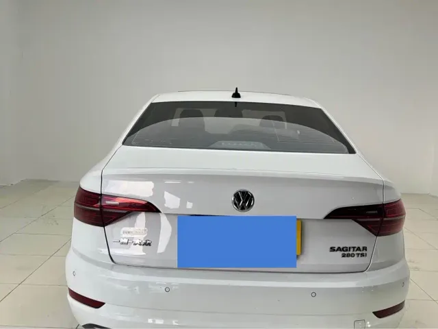 Volkswagen Sagitar — Фото автомобиля 6