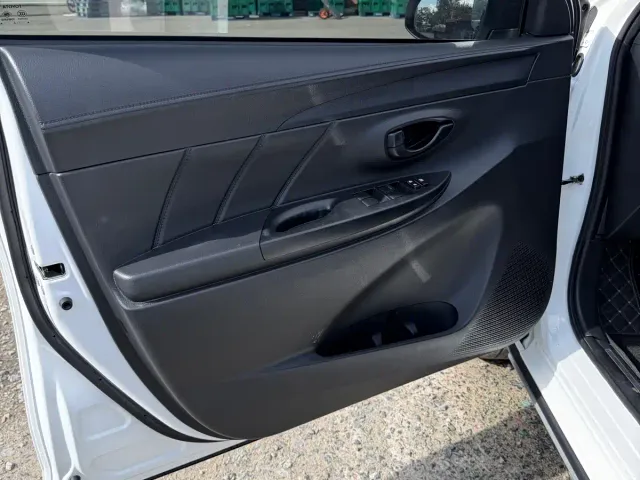 Toyota YARiS L Zhi Xuan — Фото автомобиля 5